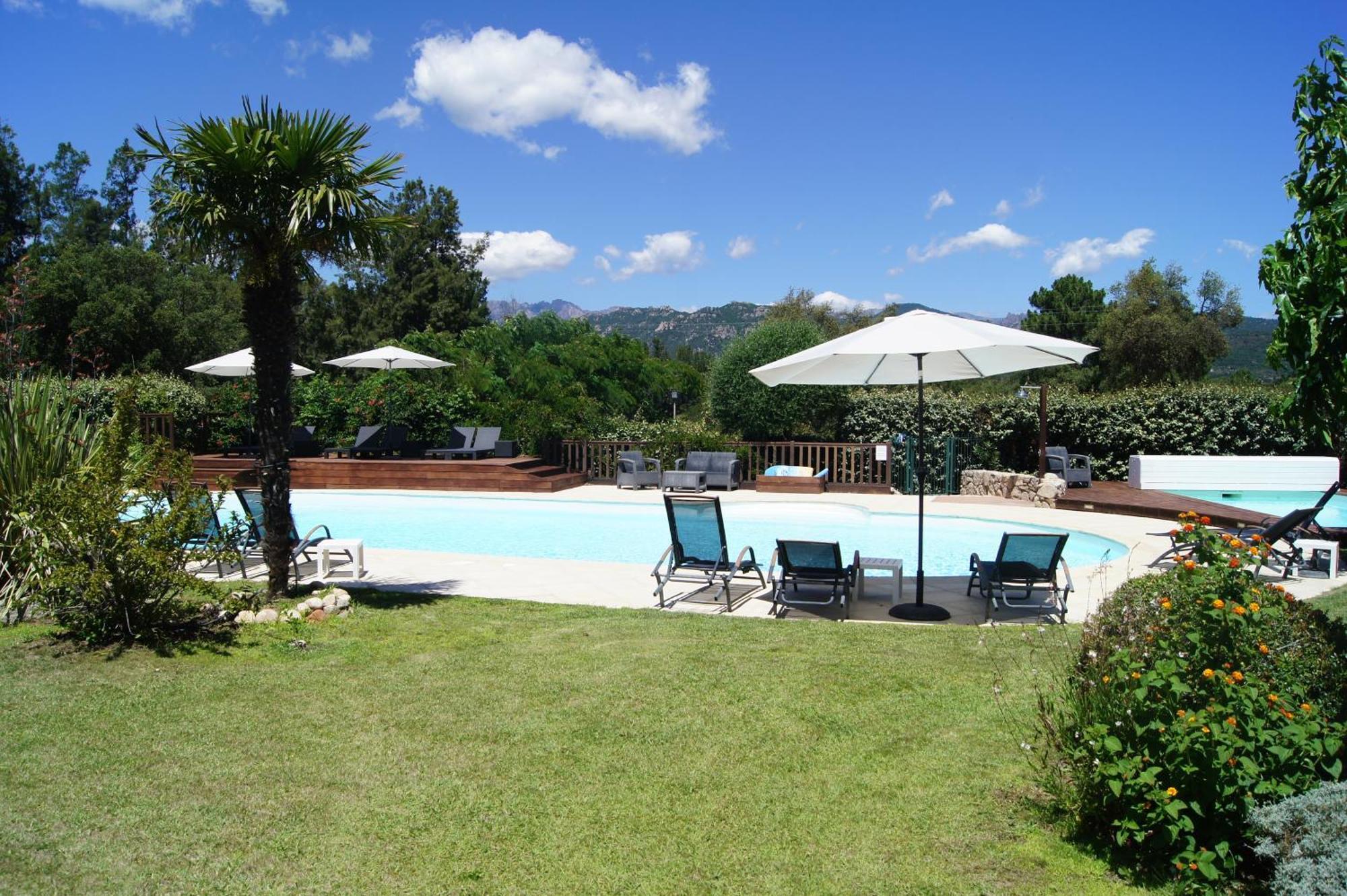 Residence Les Jardins de Sainte-Lucie Piscine chauffée Exterior foto